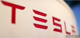 Tesla recalls more than 63,000 Cybertrucks because the front lights are too bright