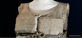 Life jacket worn by Titanic survivor auctioned off for over $900,000